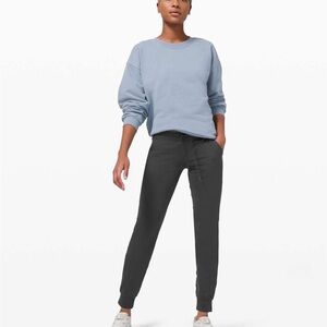 Lululemon Ready to Rulu 7/8 Jogger;
Graphite Grey